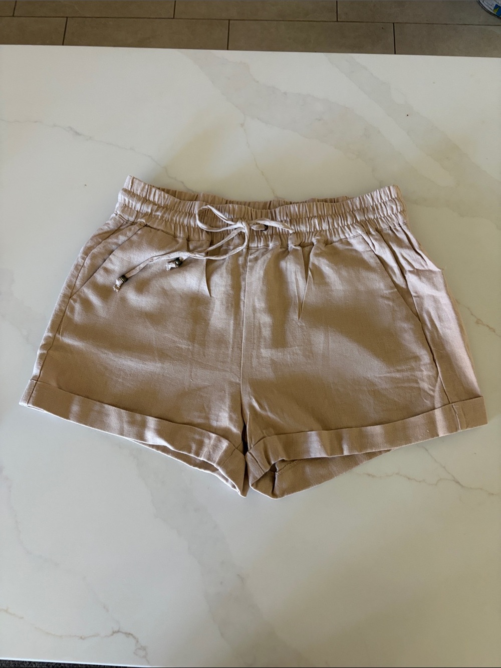 Love Tree High-Waist Drawstring Shorts in Light Taupe